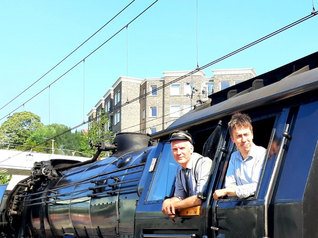 20230610_223429 (1024)