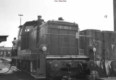261-185