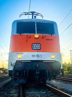21B7D56C-B250-4446-AC3F-D541B0A5EBBF